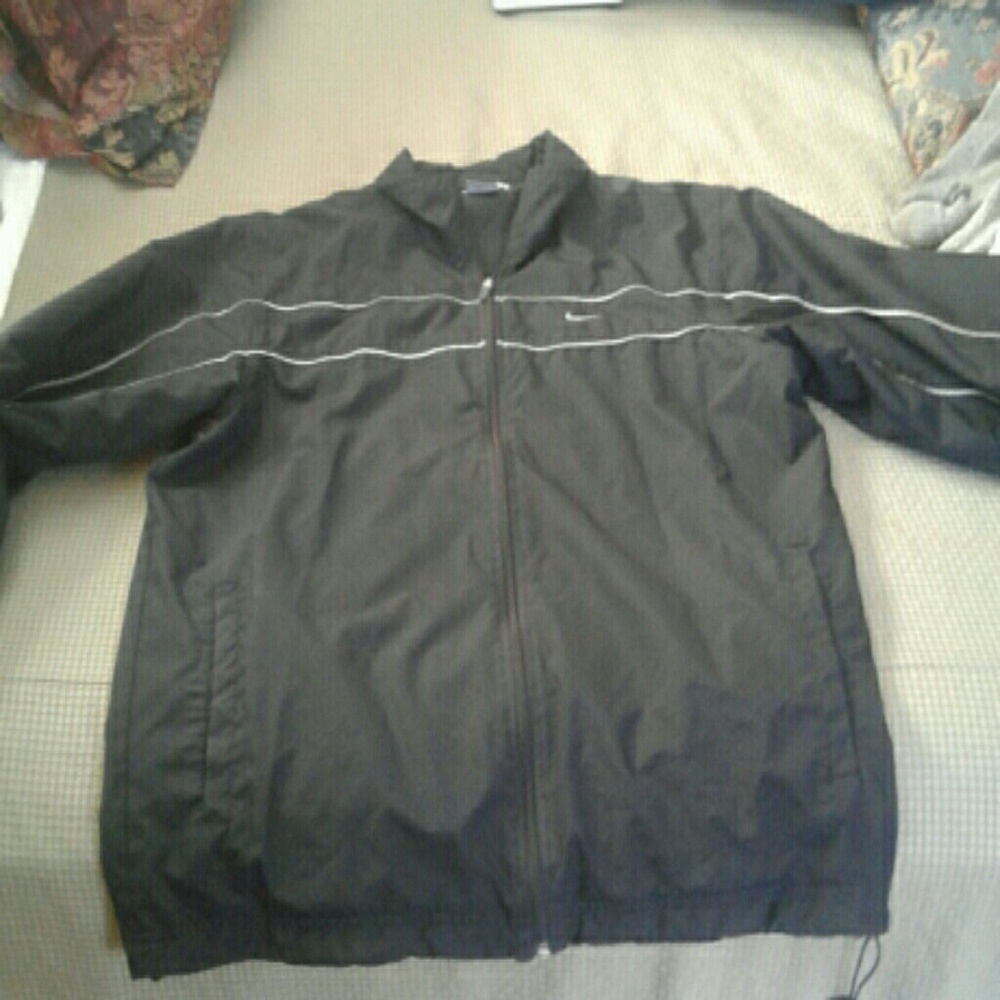 nike jacket windbreaker